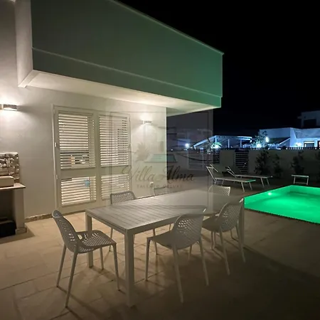 Alma Salento Deluxe וילה